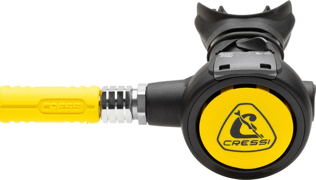 Conjunto de reguladores de buceo Cressi MC11 + Zen Oro + Zen Octopus