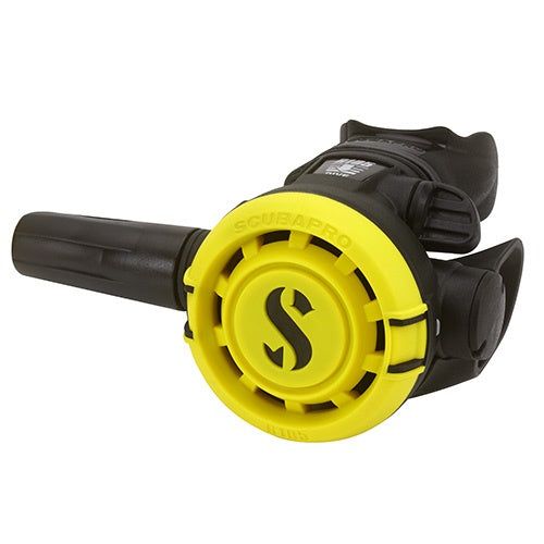 Octopus Scubapro R105 diving regulator with yellow high-visibility hose and metal valve housing